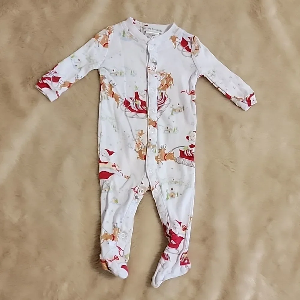 POTTERY BARN KIDS WHITE CHRISTMAS COTTON SLEEPER FOOTIE, SIZE 0-3 MONTHS